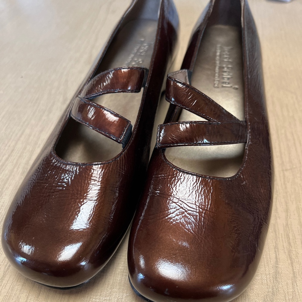 Josef Seibel brown patent leather slip on shoes